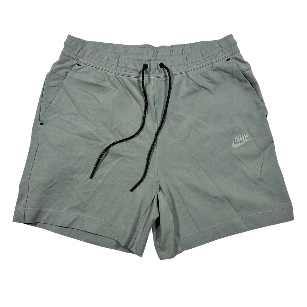 Nike Tech Fleece Shorts Mens Medium Green DX0828-330 Zipper Pocket
